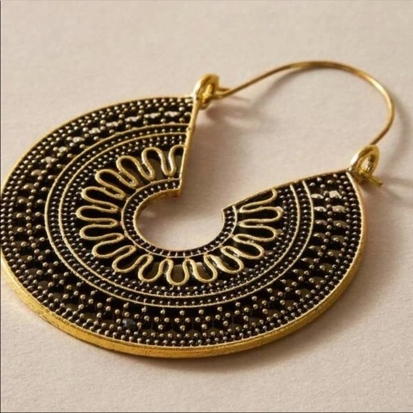 NEW Antique Gold Bohemian Round Statement Earrings Boutique - Picture 4 of 8